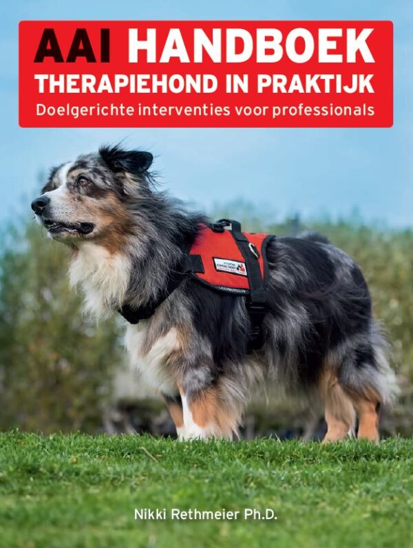 Cover. Op de coverfoto een therapiehond met herkenbaar hulphondhesje.